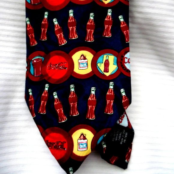 COCA-COLA Necktie - Picture 1 of 1
